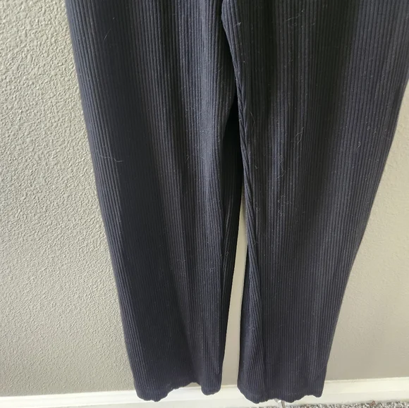 Reformation Landry Jumpsuit Medium Black Ribbed Knit Square Neck Button Lyocell - Picture 4 of 11